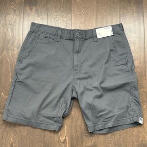 Arizona Jean Co. Men's Gray Shorts Size W38